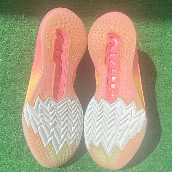 Size 12 - Nike Air Zoom GT Run - Easter colorway - Picture 5 of 7